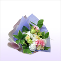 お悔やみ お供えの花 供花 （ピンクのバラと白いお花でまとめた優しい花束）