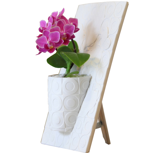 �~�j�Ӓ����̃C���e���A�Ԋz�i���s�̃h�b�g���j 