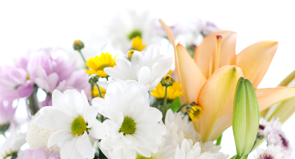 供花 通夜 葬儀 告別式 のお悔やみ花や胡蝶蘭 アレンジメントなどお供え花とマナーなら花秘書
